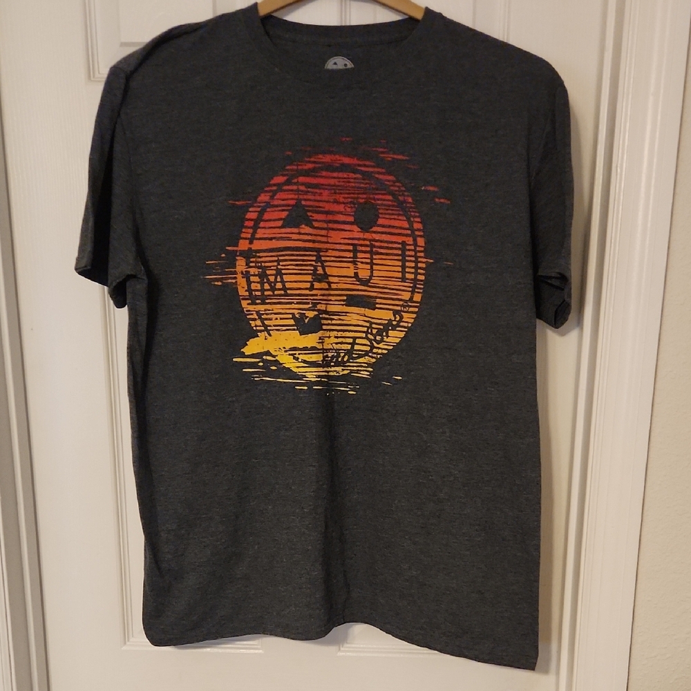 Maui and Sons Charcoal Tee with Sunset Graphic